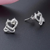 Strieborné náušnice ČERTICE - dokonalý darček pre vašu vášnivú partnerku! Strieborníctvo OLIVIE.cz.