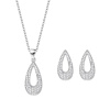 Veľmi krásna súprava strieborných šperkov KAPKA sa skladá z náušníc a náhrdelníka. Strieborníctvo OLIVIE - najkrajšie darčeky pre ženu.