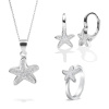 Súprava strieborných šperkov HVĚZDICE so vsadenými zirkónmi - náušnice, prívesok a prsteň. Strieborníctvo OLIVIE.
