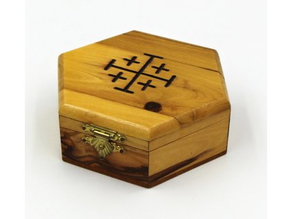 Dřevěná šestihranná krabička s jeruzalémským křížem