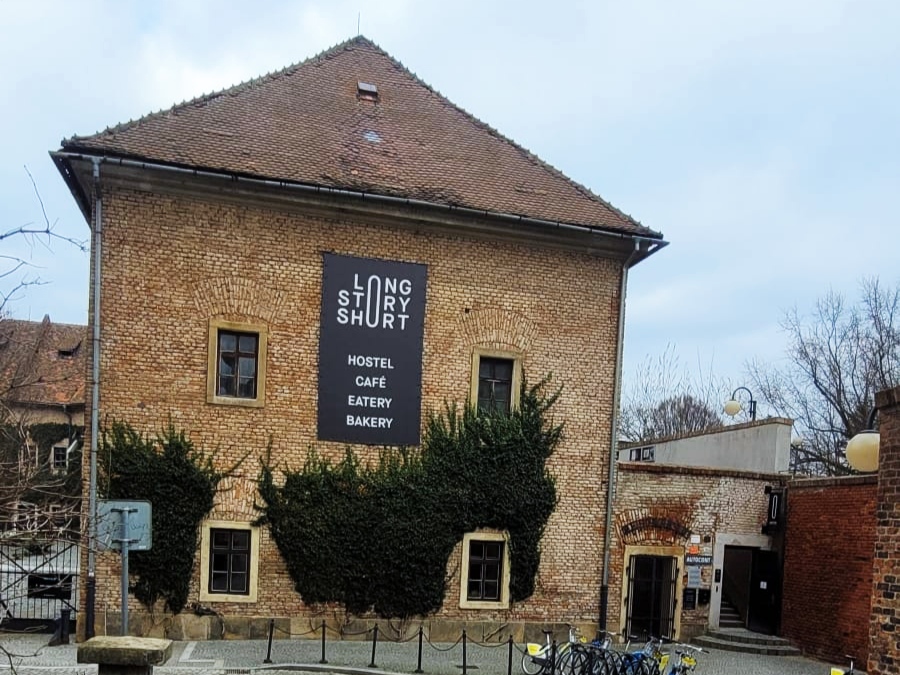 Long Story Short, Olomouc