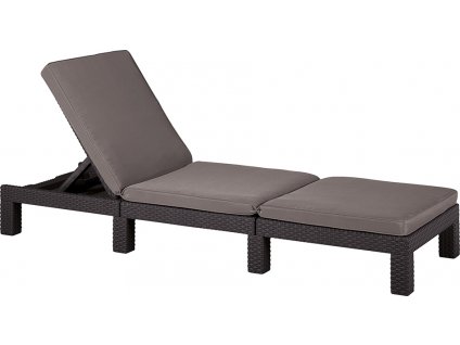 Komfortné a elegantné ležadlo DAYTONA si možno nastaviť v štyroch polohách pre maximálny komfort