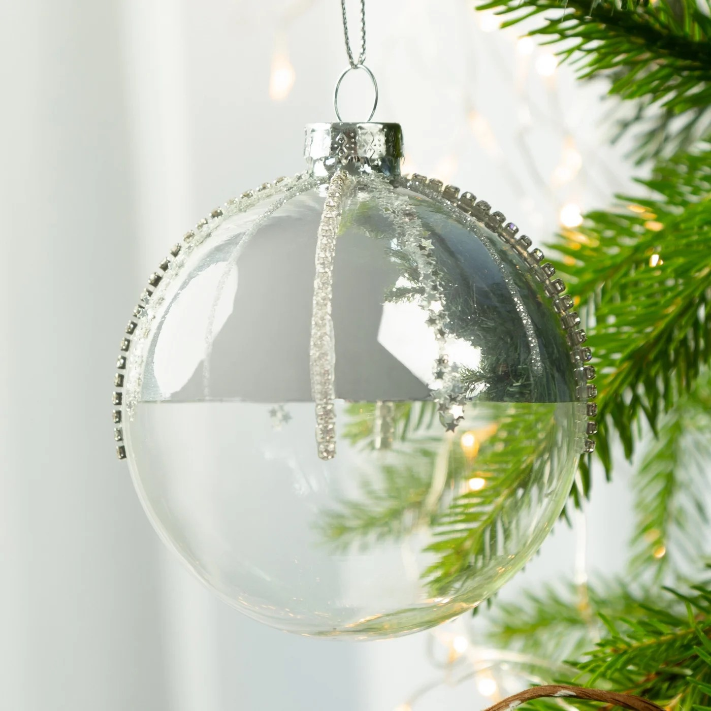 ArtFir Vianočná dekorácia BANKA 174A | sklenená transparentná/strieborná 8 cm