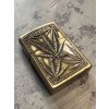 Benzínový mosazný zapalovač Cannabis 04 (Velikost Unisex)