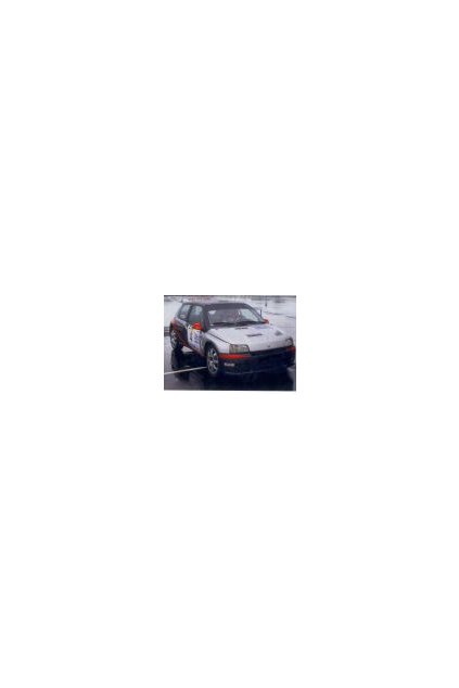 CLIO MAXI 16S Ph1 Kit 6 dielov (Predný a zadný nárazník, predné a zadné blatníky). Sklenené vlákno.