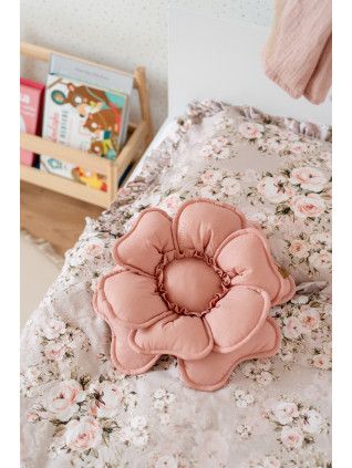 FLOWER CUSHION