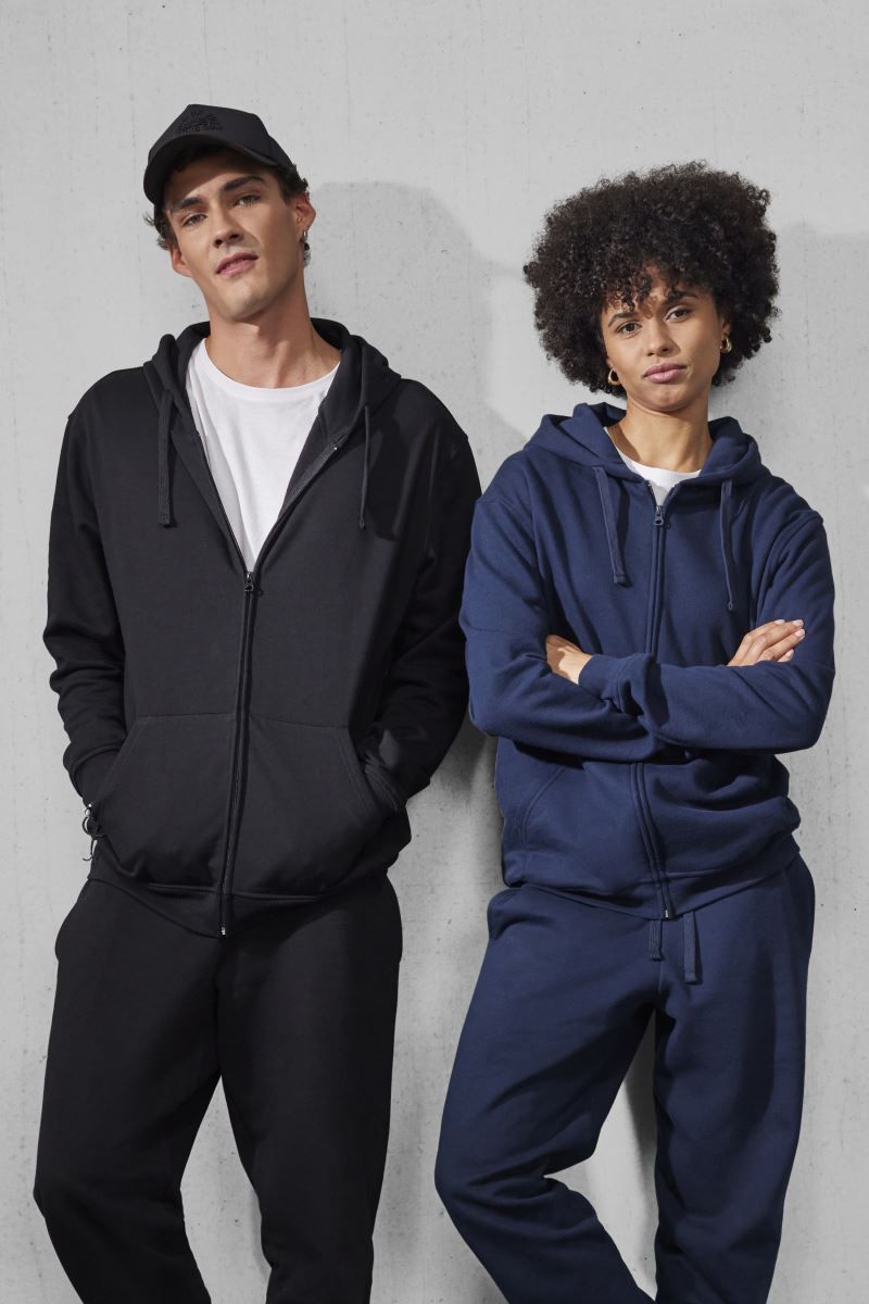 PS_01I224_bandc_id-224-zip-hood_FRONT_3168ec28-0553-4eaa-910d-a600e75b5ec2_web