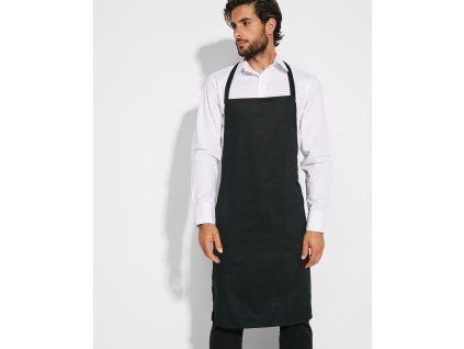 Keprová zástěra Ramsay na modelu