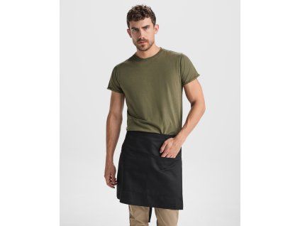 Krátká zástěra Classic černá na modelu