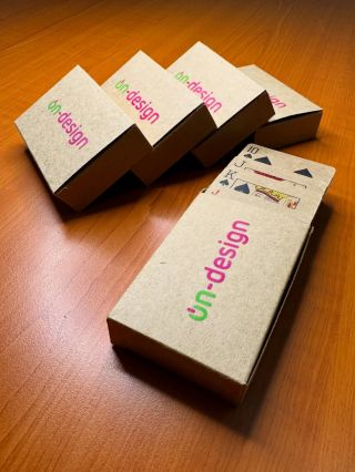 🎰 ALL IN! Pokerové / žolíkové karty s naším logem míří do tomboly maturitního plesu v casino stylu ♠️✨ Jackpot? Možná...