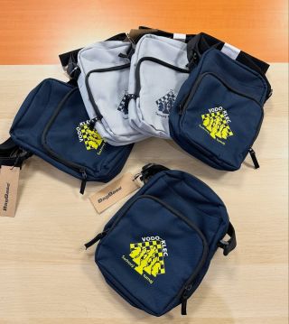 ♟️ Zakázka pro šachový turnaj ♟️ Malé brašny přes rameno pro turnaj VODO-KLEC – praktické, stylové a připravené do hry 🔥...