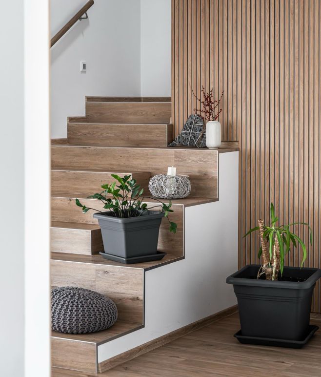 Klasické české přísloví říká: "Když máte prázdnou stěnu a nevíte co s ní, dejte tam akupanel, ten nic nezkazí..." 😅 Tady...