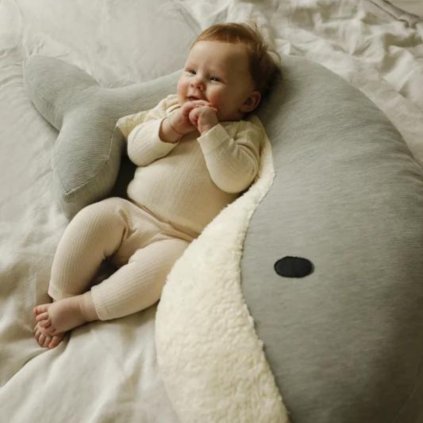 NANAMI Multifunkční kojící polštář Momo Light Grey