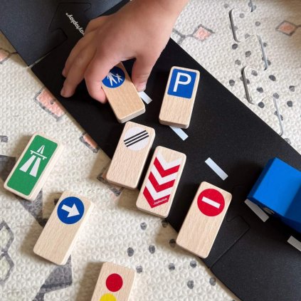 WAYTOPLAY Dřevěné dopravní značky