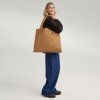 STUDIO NOOS Taška Technical Puffy Mom Bag Honey Brown
