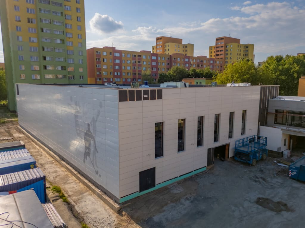 Novostavba tělocvičny u ZŠ J. Čapka, Frýdek-Místek