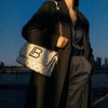 kabelka-laura-biagiotti-sellfride-bianco-outfit.jpg