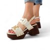 biele-retro-sandale-gai-mattiolo-bianco-na-nohe-05.jpg