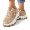 bezove-chunky-tenisky-laura-biagiotti-rice-beige-na-nohe.jpg