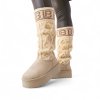 zateplene-pletene-cizmy-laura-biagiotti-micro-beige-na-nohach-zpredu.jpg