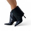 elegantne-clenkove-cizmy-laura-biagiotti-hb-calf-black-na-nohach.jpg