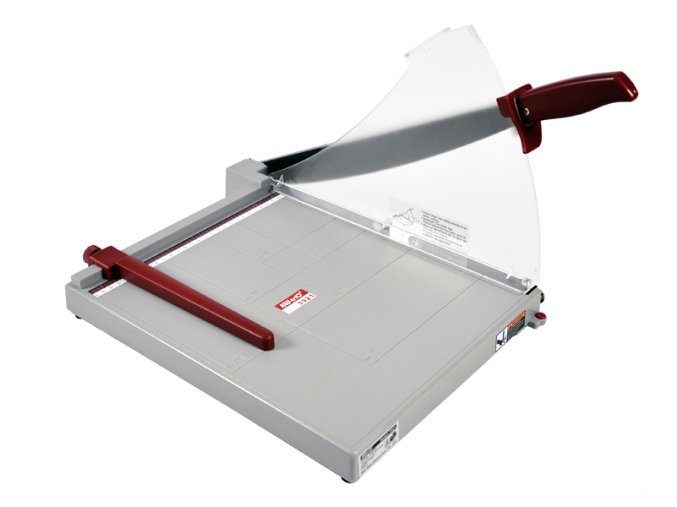 82647AC2 5D44 4824 A3B2 1F691FD3C5B3 6D297BF4 ECDF 4C30 BF94 7A07AB5C5507