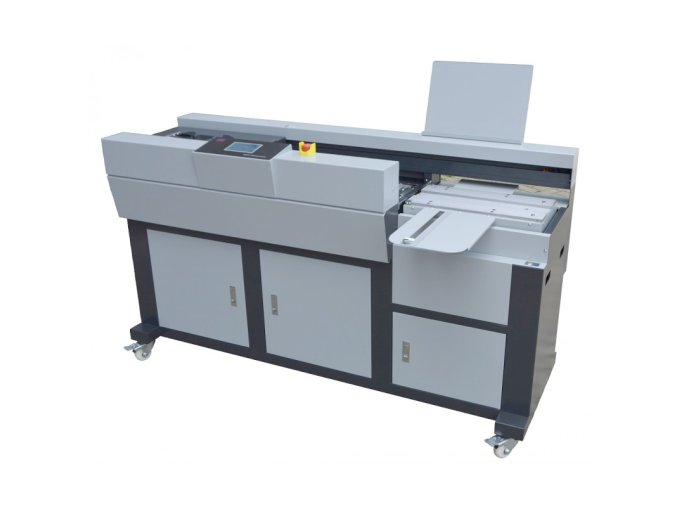 192C5F4E 1643 42DF 8A64 72F92A6771B5 EEF3A175 B1B3 4E40 A95C B31533D4048C