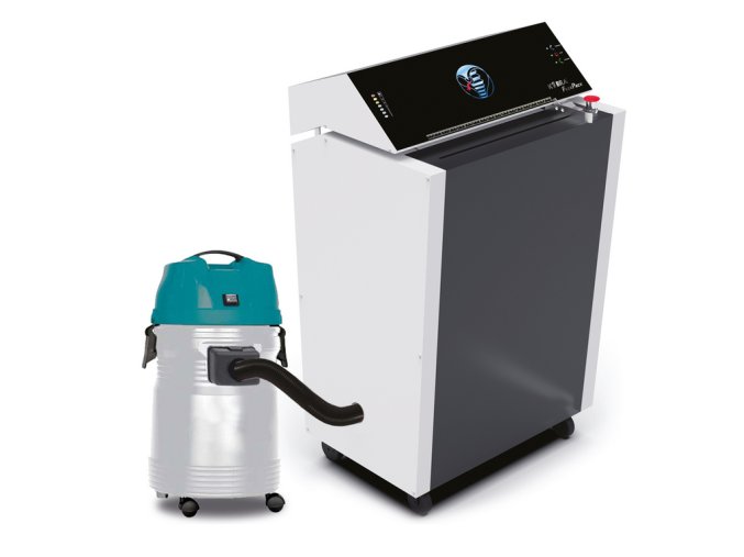 40EC047B DFD5 4767 88CD CF4372263338 D05C83D0 3BFC 461A 9F6D E27CD48EE90F