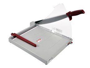 82647AC2 5D44 4824 A3B2 1F691FD3C5B3 6D297BF4 ECDF 4C30 BF94 7A07AB5C5507