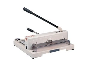 8047693A 9E71 4EE7 800B 7AE19012EB3E 9CE0C55E 4C27 4E12 A979 570183F04E0B