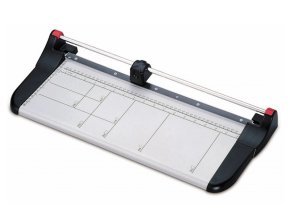 7817BEF5 871B 41B1 A89F 91B58441E797 C8C2682D 873E 42CC 9C3B E2DF16FC2054