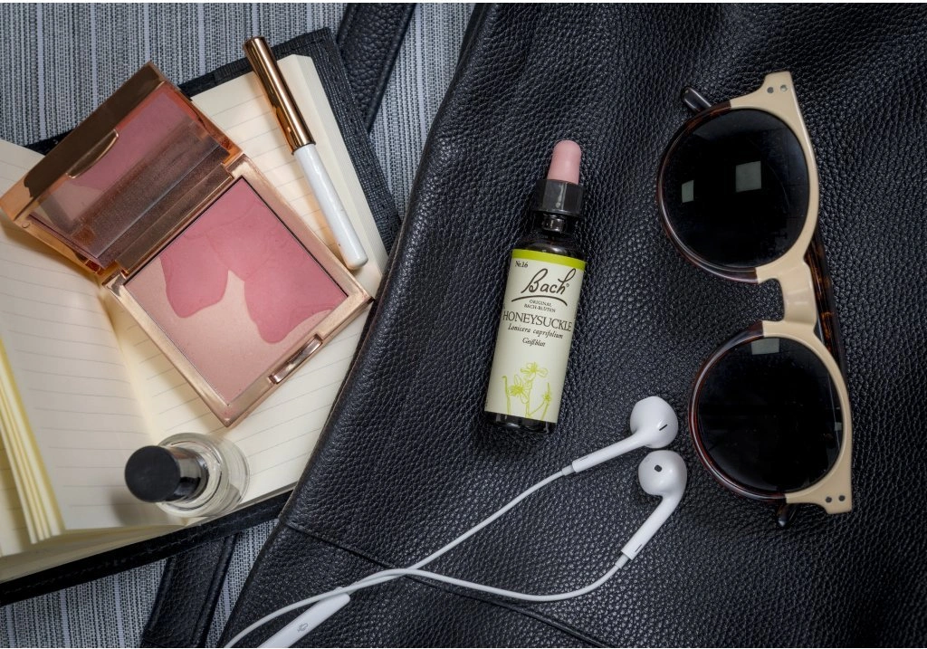 Bachovy esence: Přírodní cesta k emocionální rovnováze