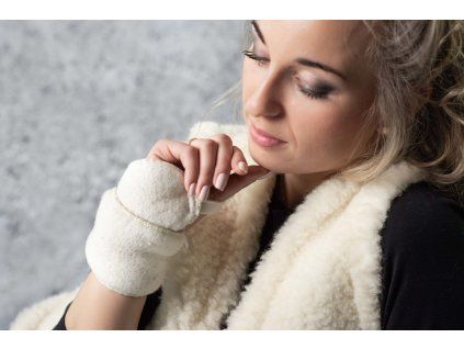 ed03a6aa5dac75bcfc6a583bcf6de051