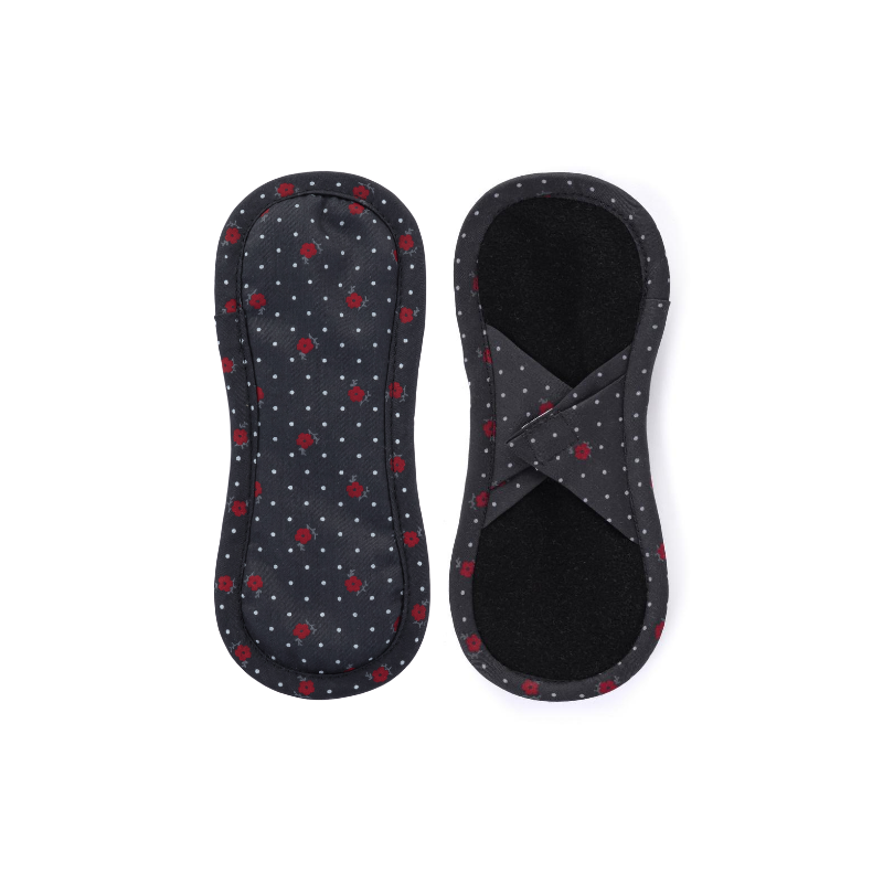 Bamboolik Látkové slipové vložky biobavlna - satén (suchý zip) Červené kvítky na tmavě šedé