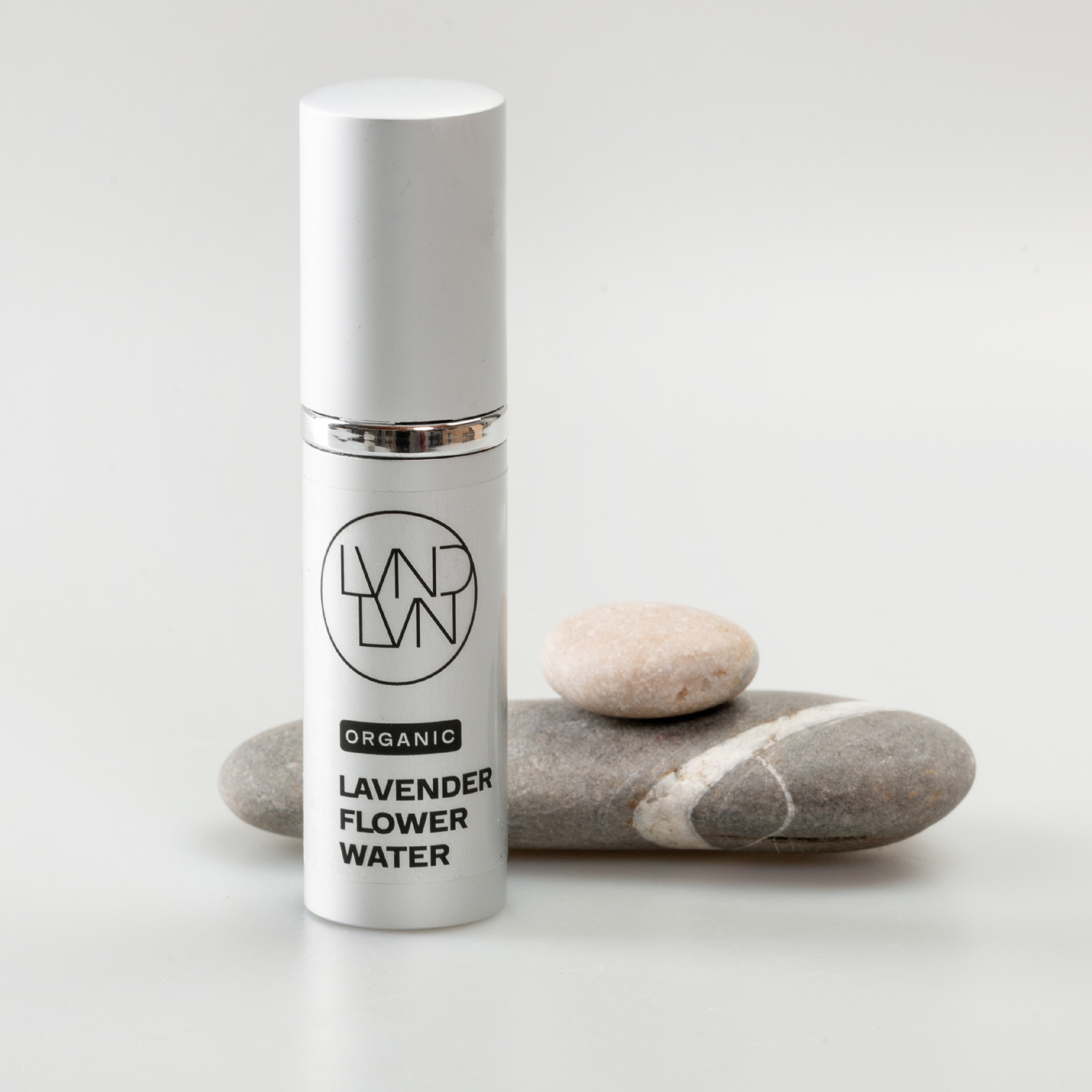 Levandulovna Levandulová květová voda Objem: 10 ml