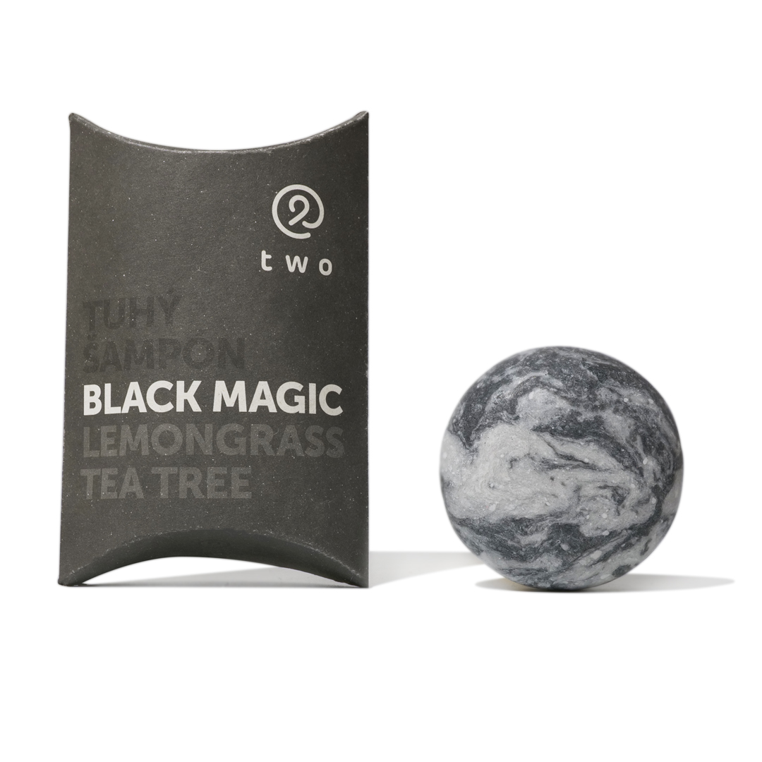 Twocosmetics Tuhý šampón BLACK MAGIC, 85 g