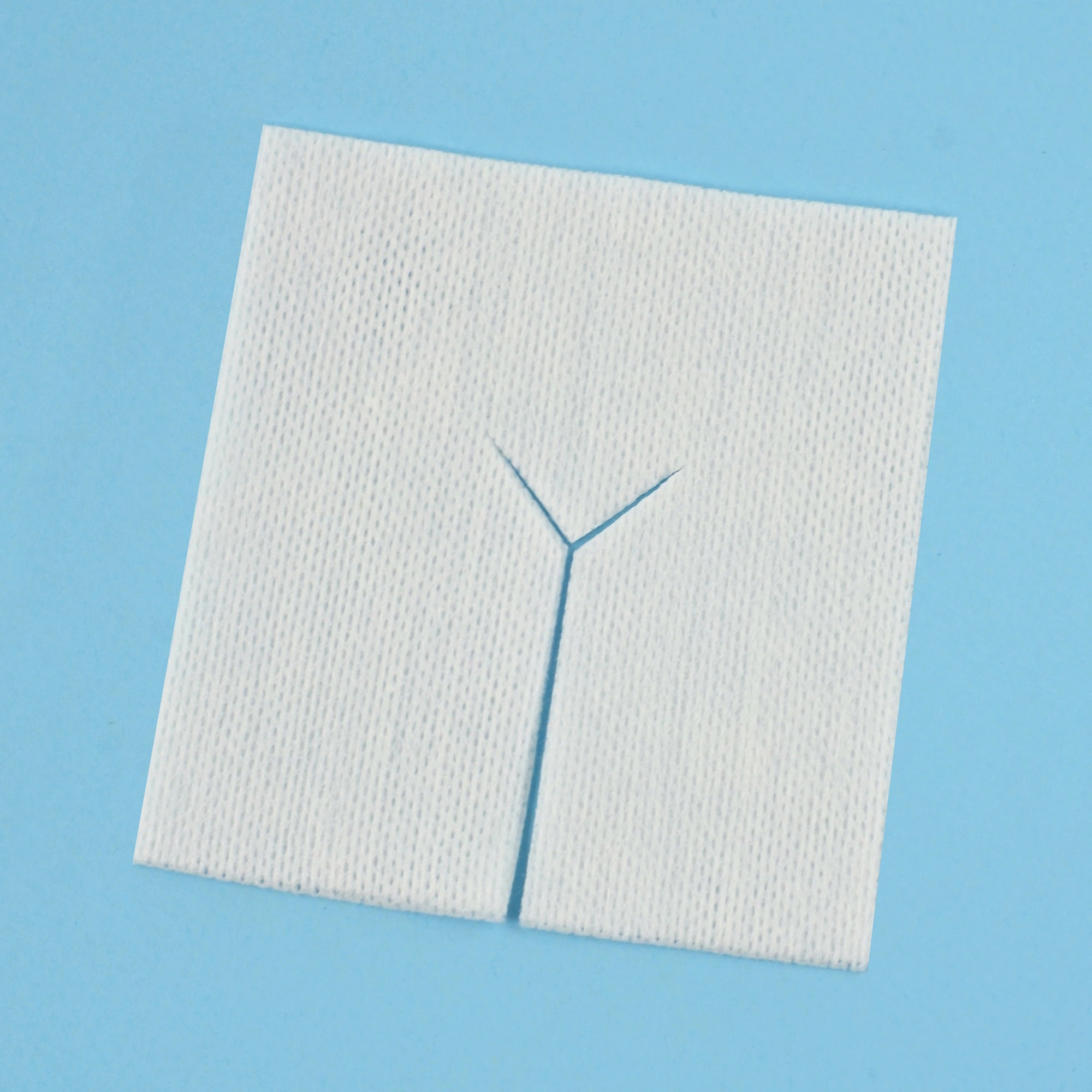 ZARYS International Group NONVI lux S - Komprese z netkané textilie ve tvaru Y, 40g, 4W, 10x10cm, sterilní (20ks/bal)