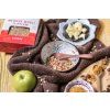 08fd7a4170e2b77813062525c838772d medove musli s pylem flatlay 12