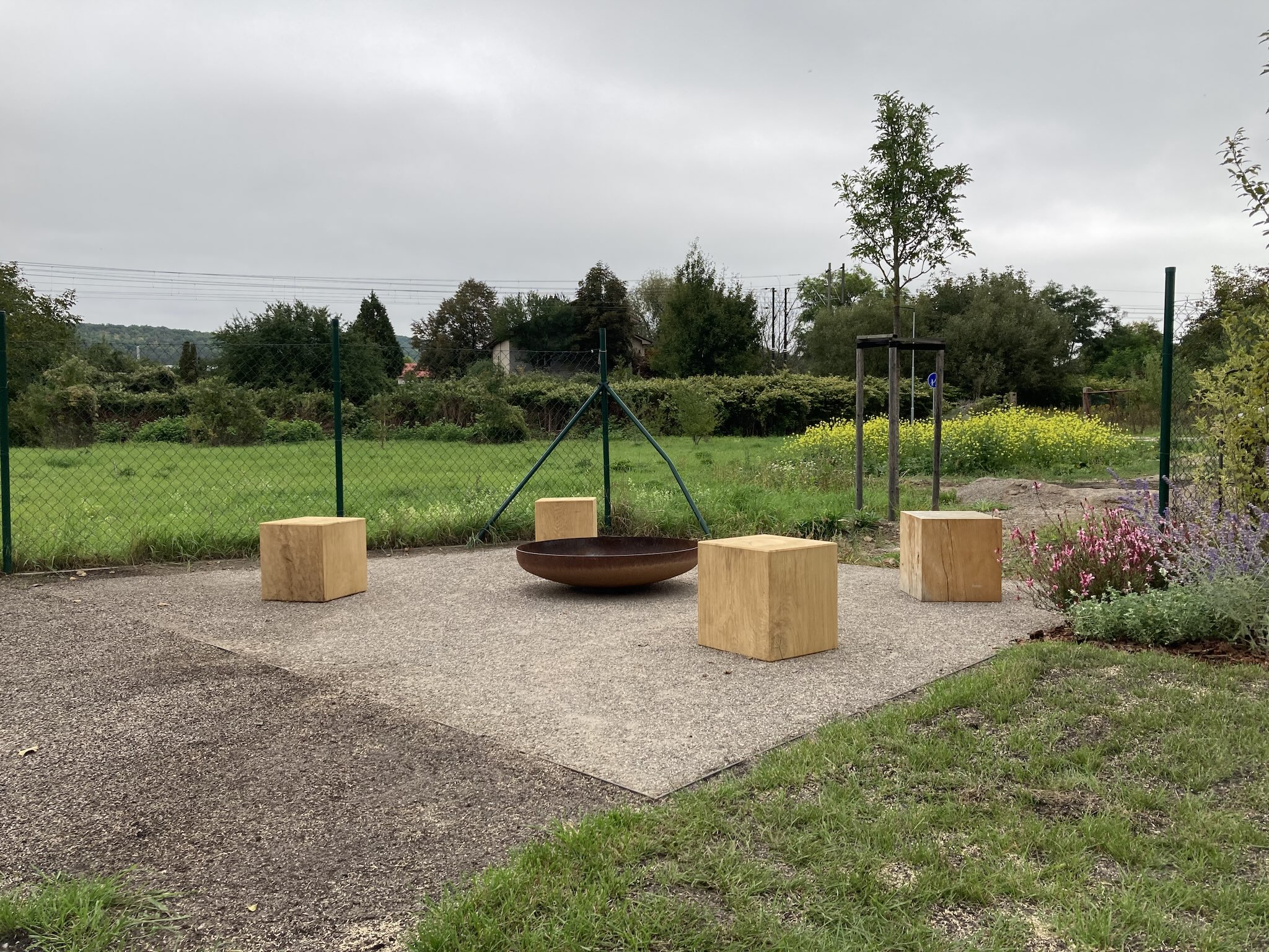 Ohniště s posezením Stupeň dokončení: Plánek