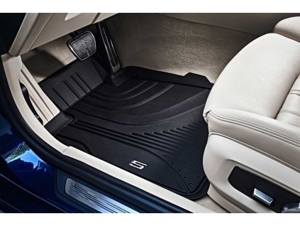 P90245057 the new bmw 5 series touring floor mats all weather front original bmw accessories for the new bmw 5 2250px