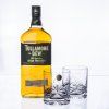 sada sklenic s alkoholem