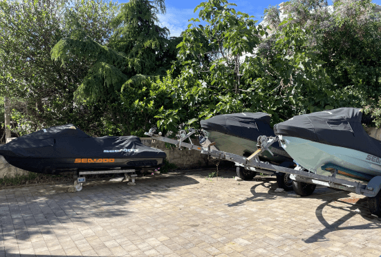 ACCESSORIES & SAFETY