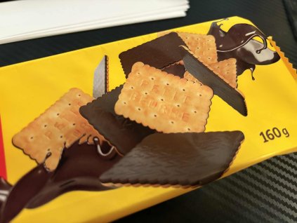 Petit polomáčené v čokoládě 160g za 9,9 Kč