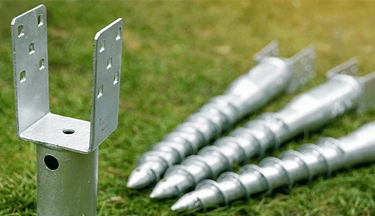 Zemní šrouby: Efektivní a pevné kotvení bez nutnosti betonování