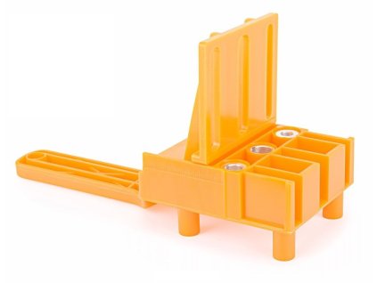 82d5b735b8b35e0b28237c143916