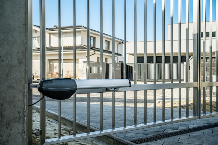 Ako dlho vydrží pohon brány? A kedy je čas na výmenu?