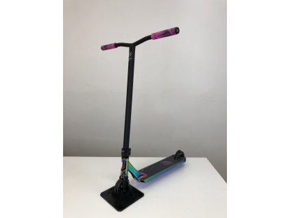 Freestyle koloběžka Bestial Wolf Spark 530mm Rainbow