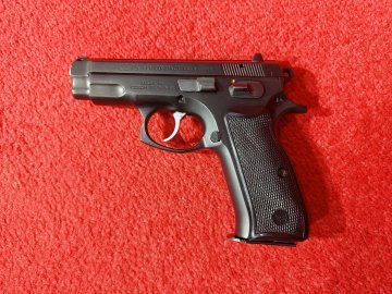 Pistole samonabíjecí CZ 75 Semicompact - KOMISE