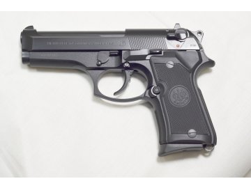 Beretta 92FS Compact, cal. 9mm Para Pistole samonabíjecí - poslední kus