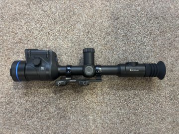 Pulsar Thermion 2 LRF XL50 - termovizní zaměřovač - předváděcí kus